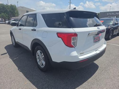 Oxford White 2022 Ford Explorer Base