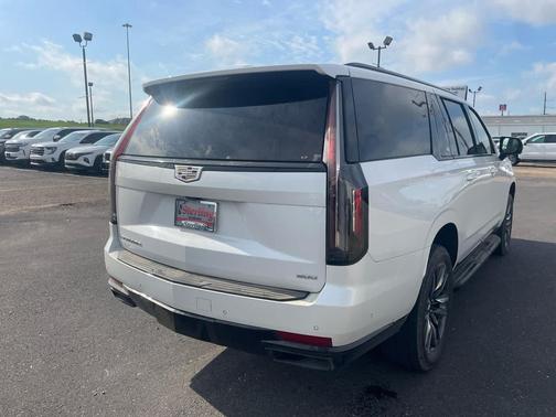 Crystal White Tricoat 2024 Cadillac Escalade ESV Sport