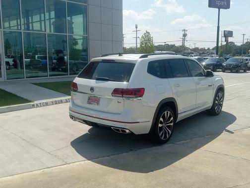 2021 Volkswagen Atlas 3.6L SE w/Technology