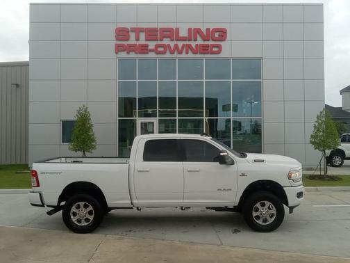 2023 RAM 3500 Big Horn 4x4 Crew Cab 64 Box