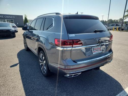 2022 Volkswagen Atlas 3.6L SEL Premium