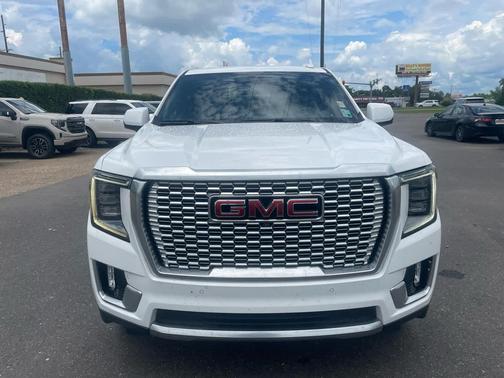 Summit White 2021 GMC Yukon XL Denali