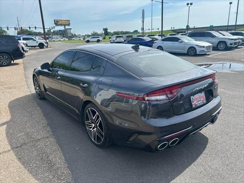 2022 Kia Stinger GT1