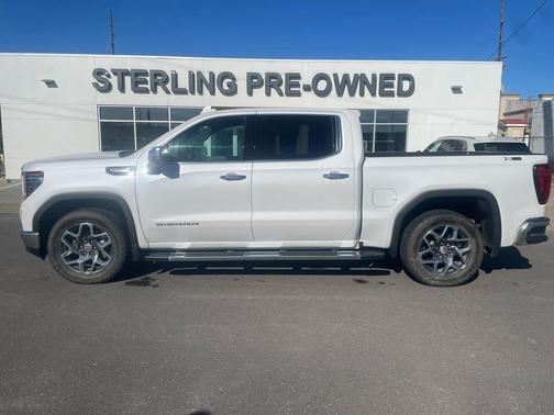 2023 GMC Sierra 1500 SLT