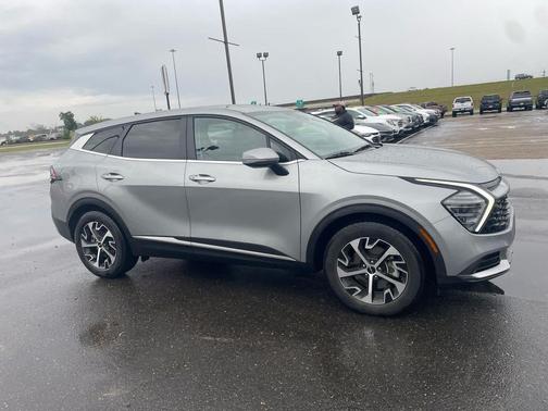 2024 Kia Sportage EX