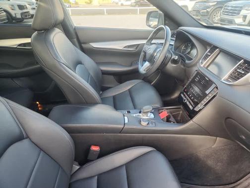 2021 INFINITI QX50 LUXE
