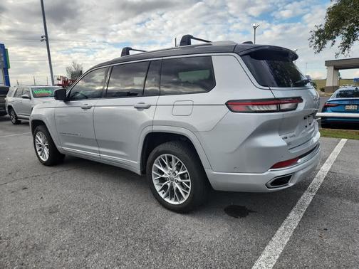 2023 Jeep Grand Cherokee L Summit