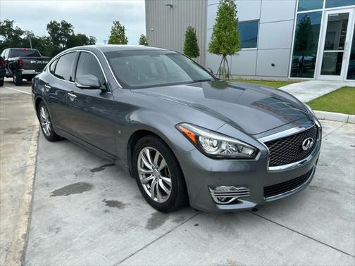 2019 INFINITI Q70 3.7 LUXE