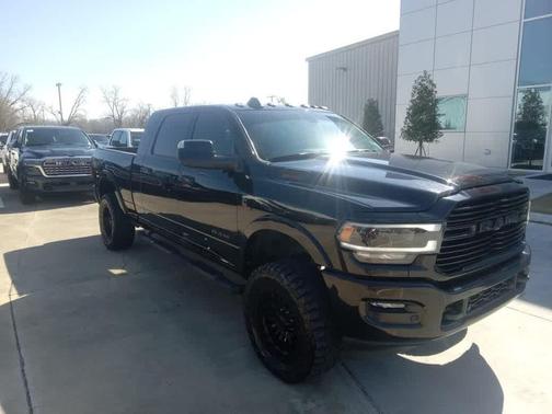 2021 RAM 2500 Laramie 4x4 Mega Cab 64 Box