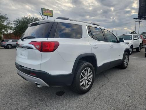 2019 GMC Acadia SLE
