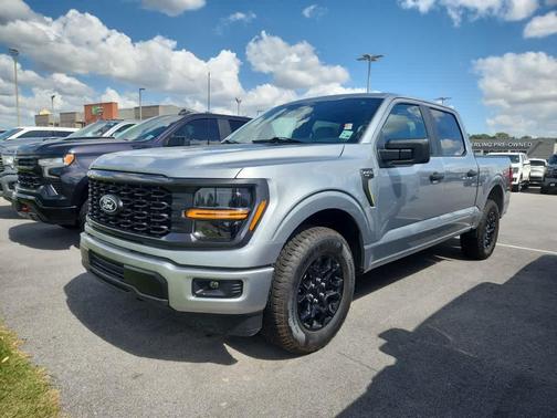 2025 Ford F-150 STX 2WD SuperCrew 5.5 Box