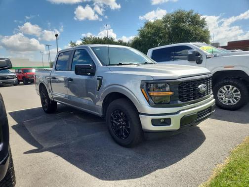 2025 Ford F-150 STX 2WD SuperCrew 5.5 Box