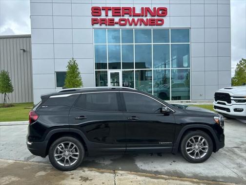 2022 GMC Terrain SLT