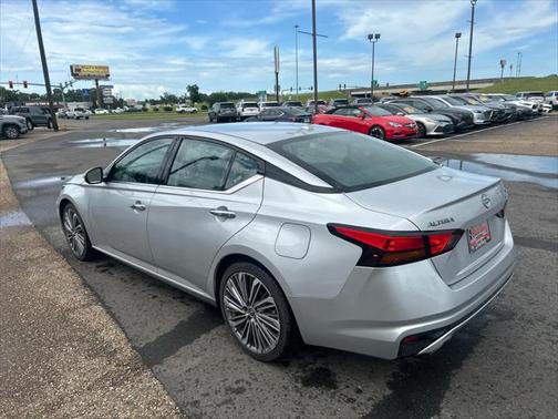 2023 Nissan Altima 2.5 SL