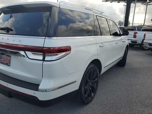 2024 Lincoln Navigator Reserve