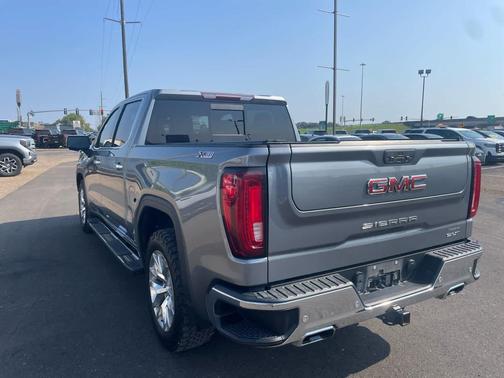 2022 GMC Sierra 1500 SLT