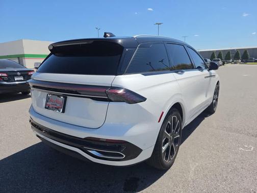 2024 Lincoln Nautilus Reserve