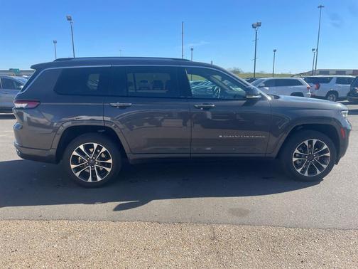 2022 Jeep Grand Cherokee L Overland