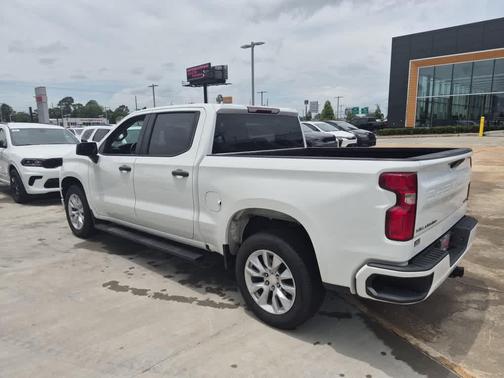 Summit White 2022 Chevrolet Silverado 1500 Limited Custom