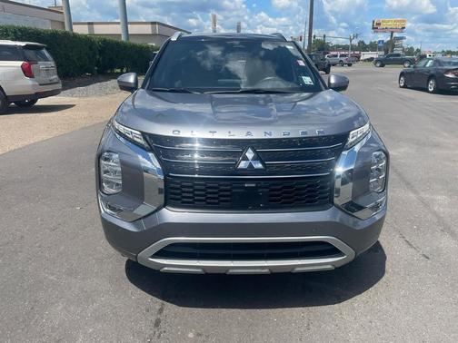 2023 Mitsubishi Outlander SEL