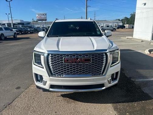 2022 GMC Yukon XL Denali