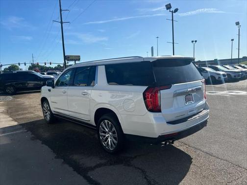 2022 GMC Yukon XL Denali