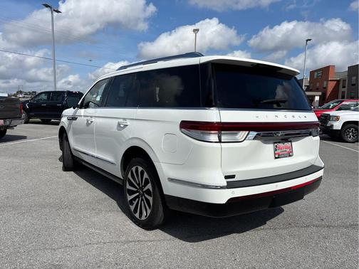 2024 Lincoln Navigator Reserve