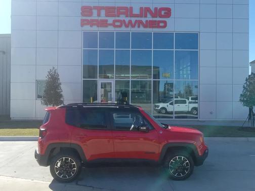 2023 Jeep Renegade Trailhawk