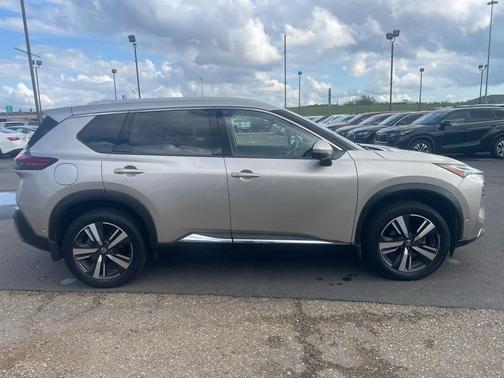 2021 Nissan Rogue Platinum