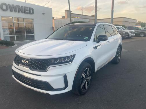 2022 Kia Sorento S