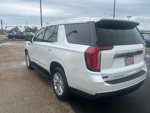 2022 GMC Yukon SLT