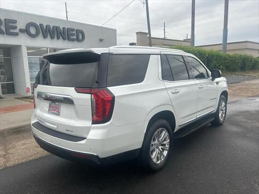2022 GMC Yukon SLT