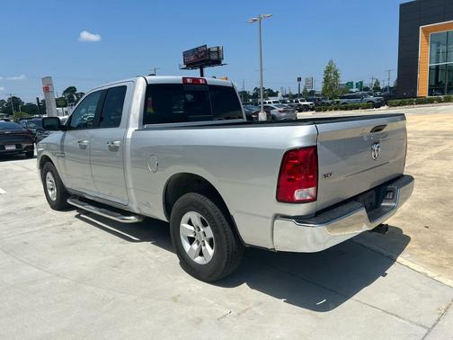 2017 RAM 1500 SLT