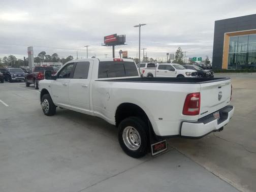 2024 RAM 3500 Big Horn 4x4 Crew Cab 8 Box