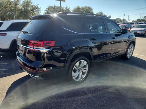 2023 Volkswagen Atlas 3.6L SE w/Technology
