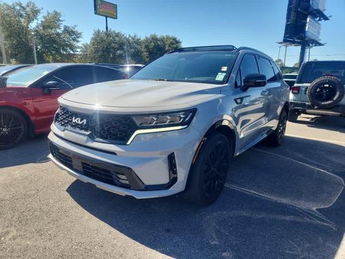 2022 Kia Sorento SX