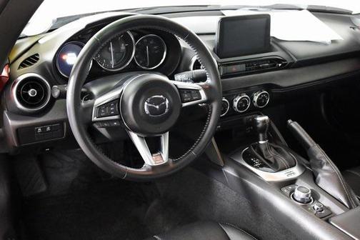 2022 Mazda MX-5 Miata RF Grand Touring