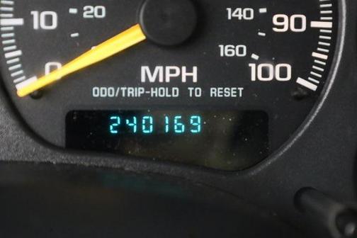 2000 Chevrolet S-10 Base
