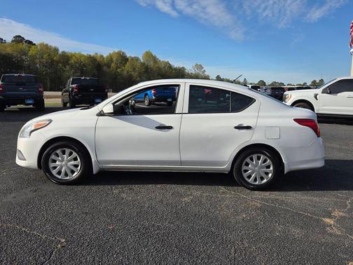 2016 Nissan Versa 1.6 S