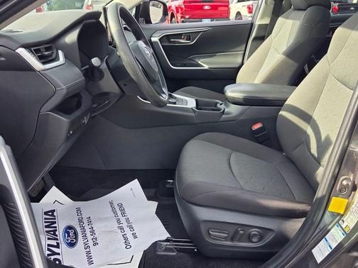Magnetic Gray Metallic 2021 Toyota RAV4 Hybrid XLE