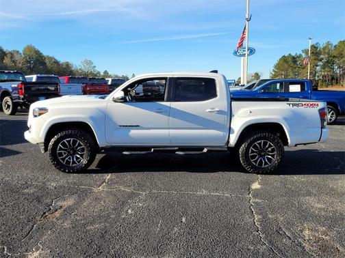 2022 Toyota Tacoma TRD Sport