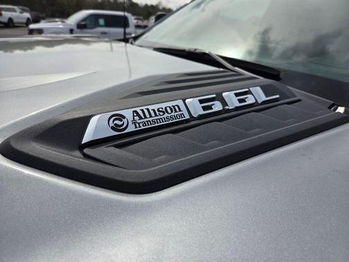 2024 Chevrolet Silverado 2500 Custom