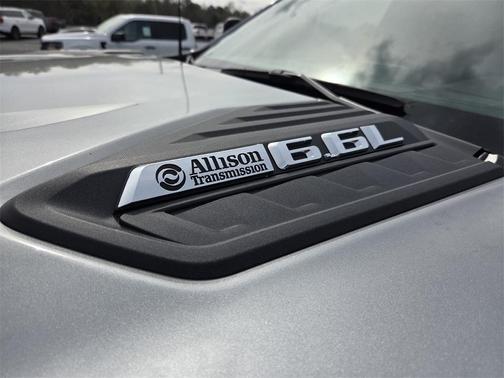 2024 Chevrolet Silverado 2500 Custom