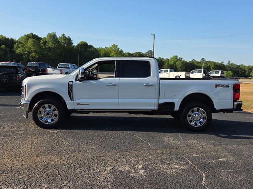 Star White Metallic Tri-Coat 2026 Ford F-250 King Ranch
