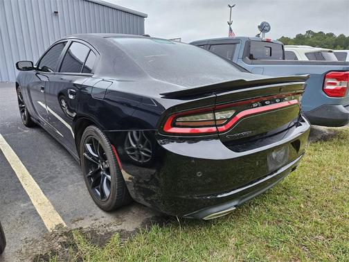 2018 Dodge Charger SXT