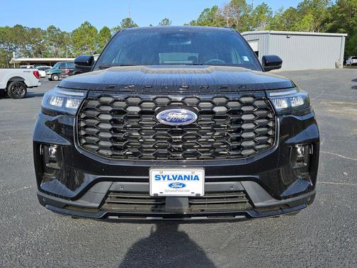 Agate Black Metallic 2026 Ford Explorer ST-Line