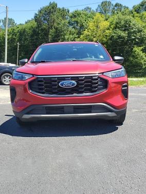 Rapid Red Metallic Tinted Clearcoat 2025 Ford Escape ST-Line