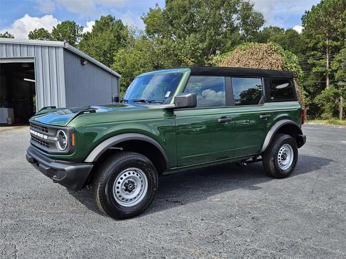 2025 Ford Bronco Base