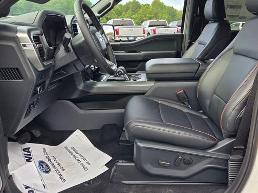 Star White Metallic Tri-Coat 2026 Ford F-150 Lariat