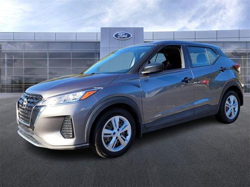 2022 Nissan Kicks S